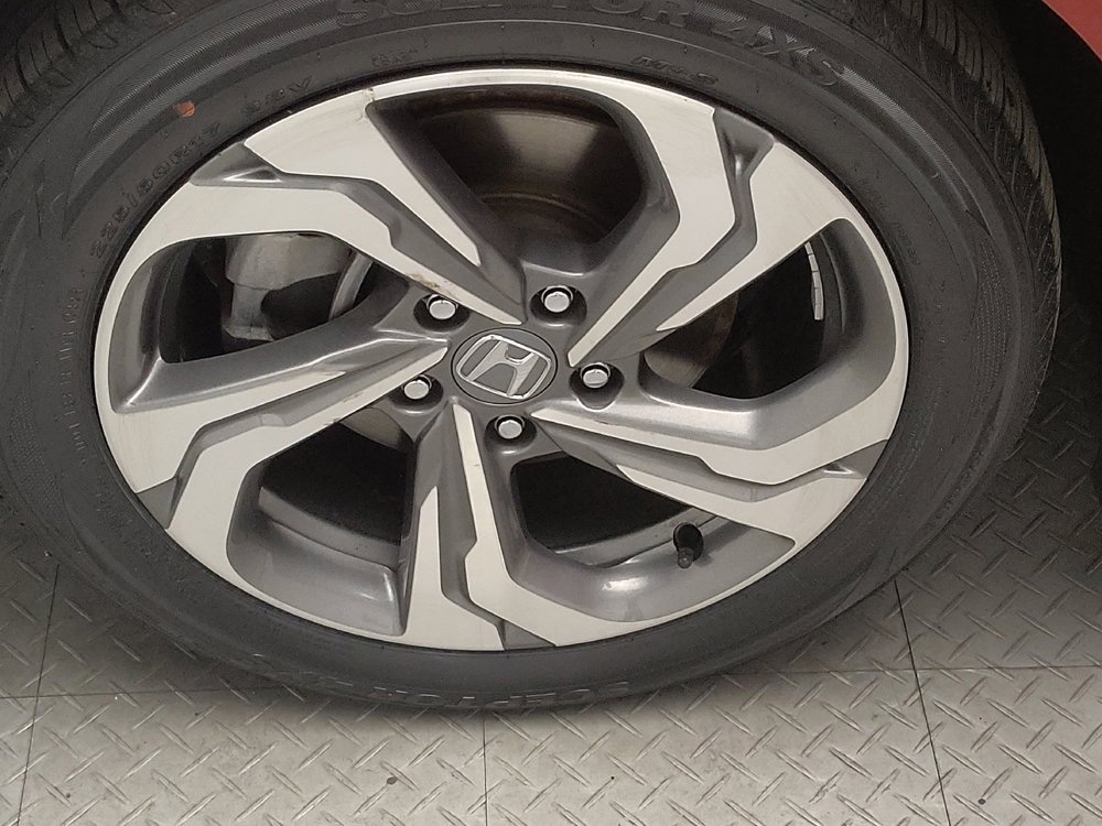 Used 2019 Honda Accord EX image 31