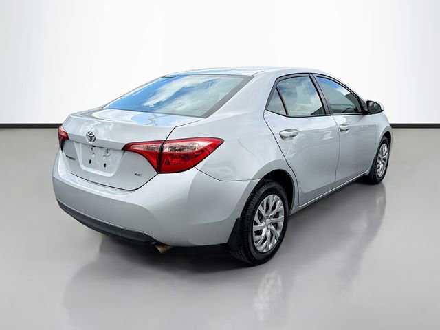 Used 2017 Toyota Corolla LE image 7