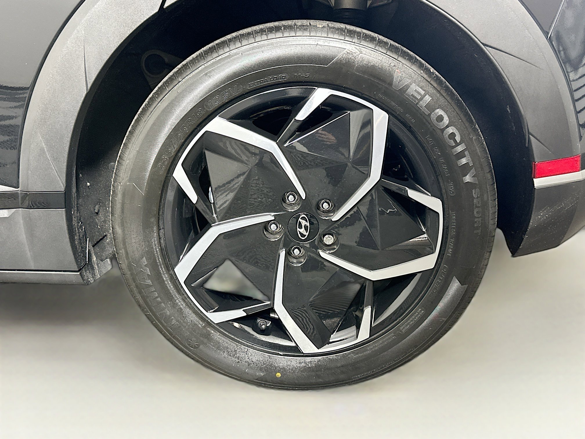 Used 2024 Hyundai Ioniq 5 SEL image 11