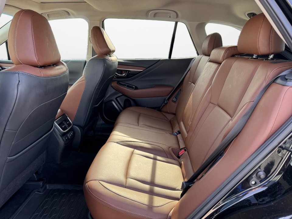 Used 2021 Subaru Outback Touring XT image 15