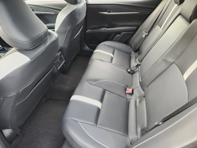 Used 2025 Toyota Camry SE w/ Convenience Package FWD image 23