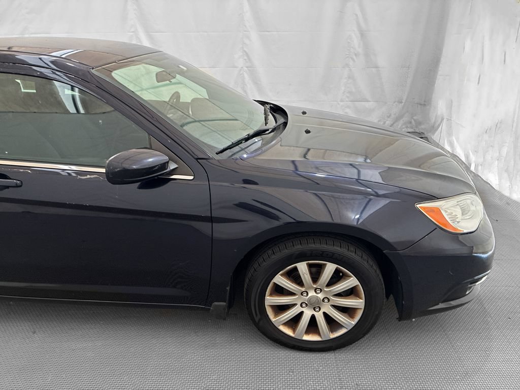 Used 2012 Chrysler 200 Touring w/ Cold Weather Group FWD image 7