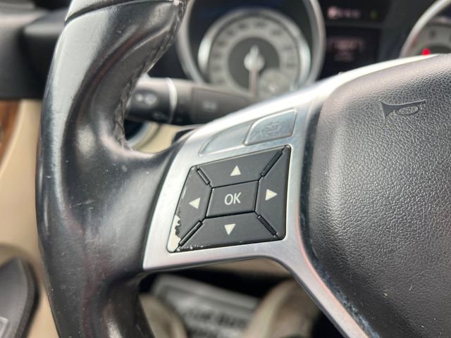 Used 2014 Mercedes-Benz SLK 250 w/ Premium Package image 19