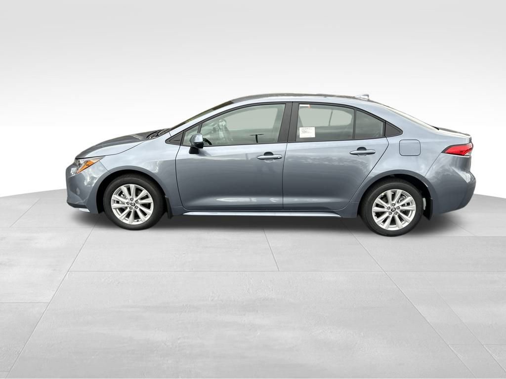 New 2026 Toyota Corolla LE image 2