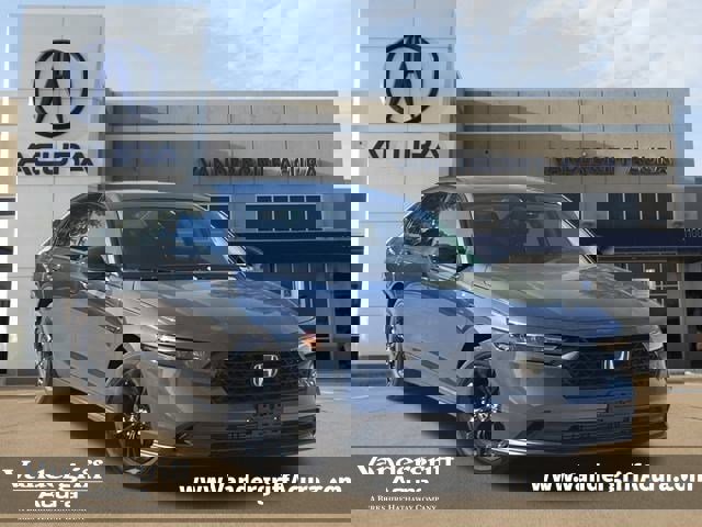 Used 2025 Honda Accord SE