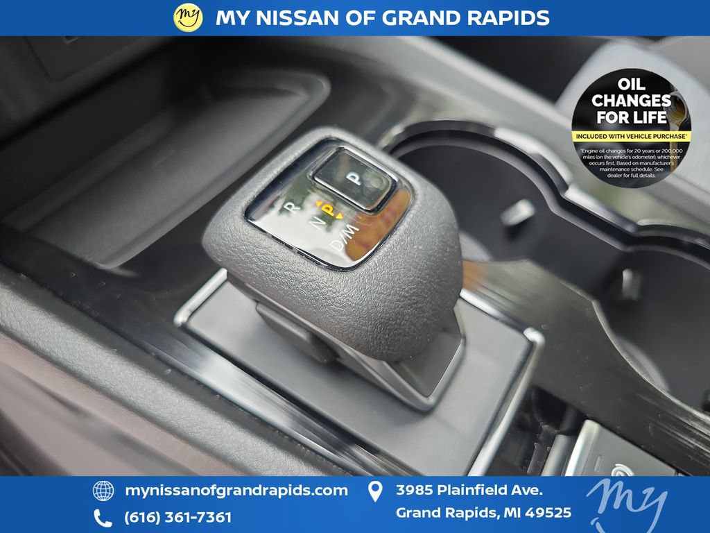 Used 2023 Nissan Rogue SV AWD/4WD image 27