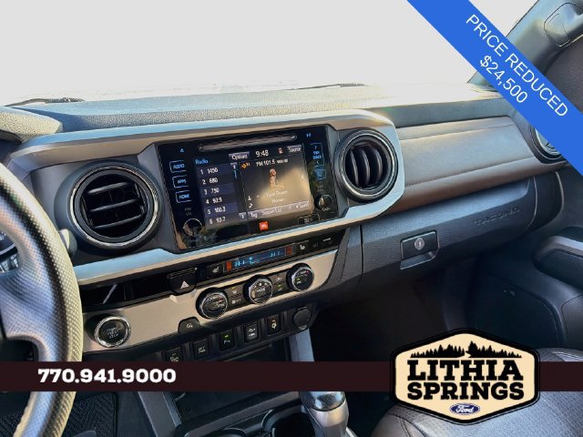 Used 2016 Toyota Tacoma Limited w/ Towing Package RWD image 26