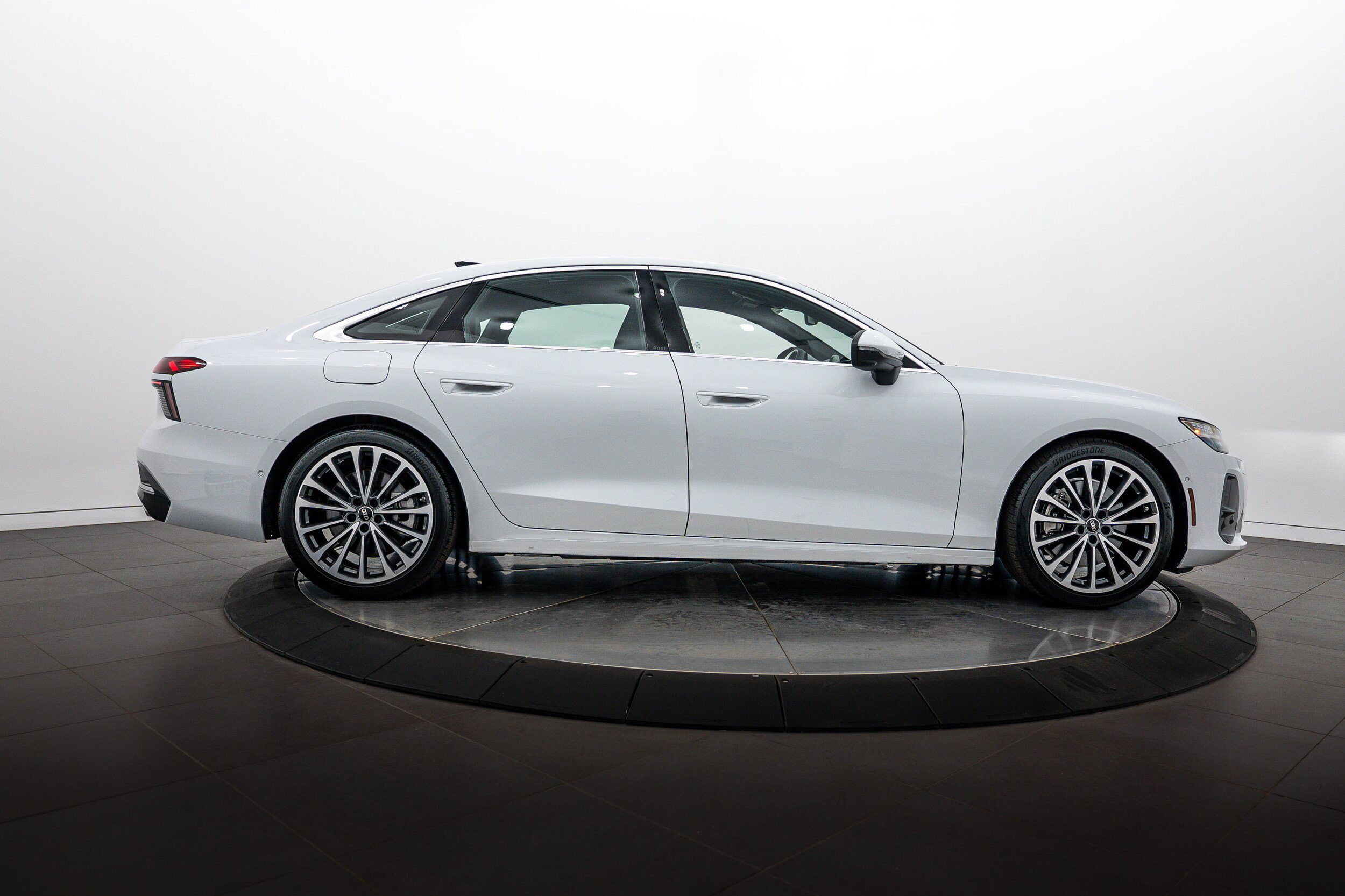 Certified 2026 Audi A6 Prestige w/ Audi Exclusive Design Package AWD/4WD image 3