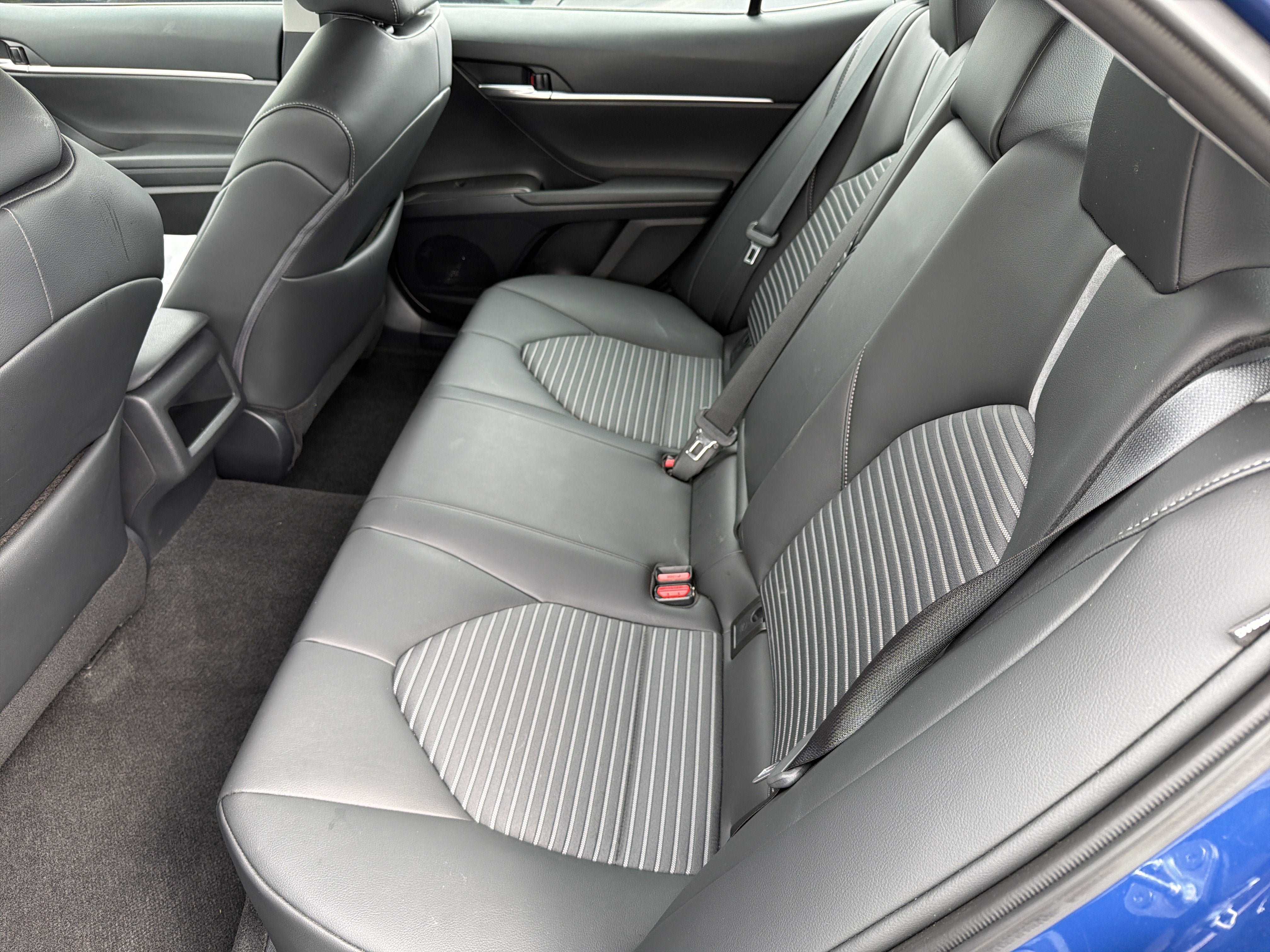Used 2023 Toyota Camry SE w/ Convenience Package AWD/4WD image 23