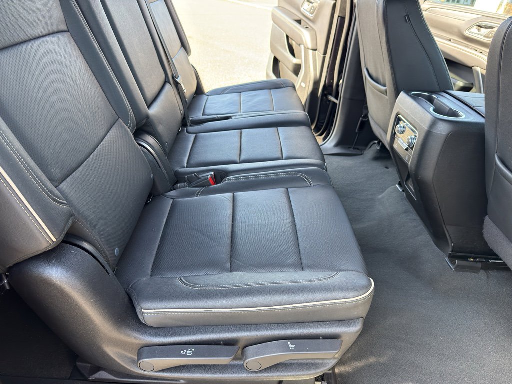 Used 2024 GMC Yukon XL SLT image 31