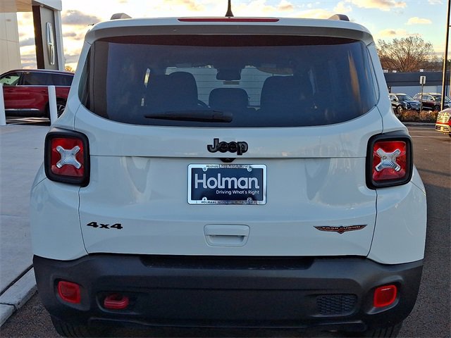 Used 2023 Jeep Renegade Trailhawk image 6