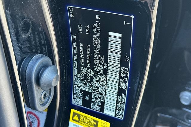 Certified 2019 Toyota Highlander XLE AWD/4WD image 37