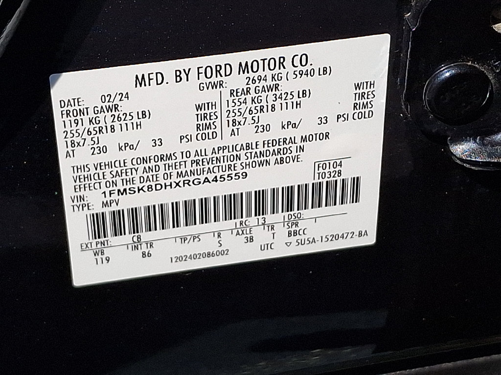 Used 2024 Ford Explorer XLT AWD/4WD image 28