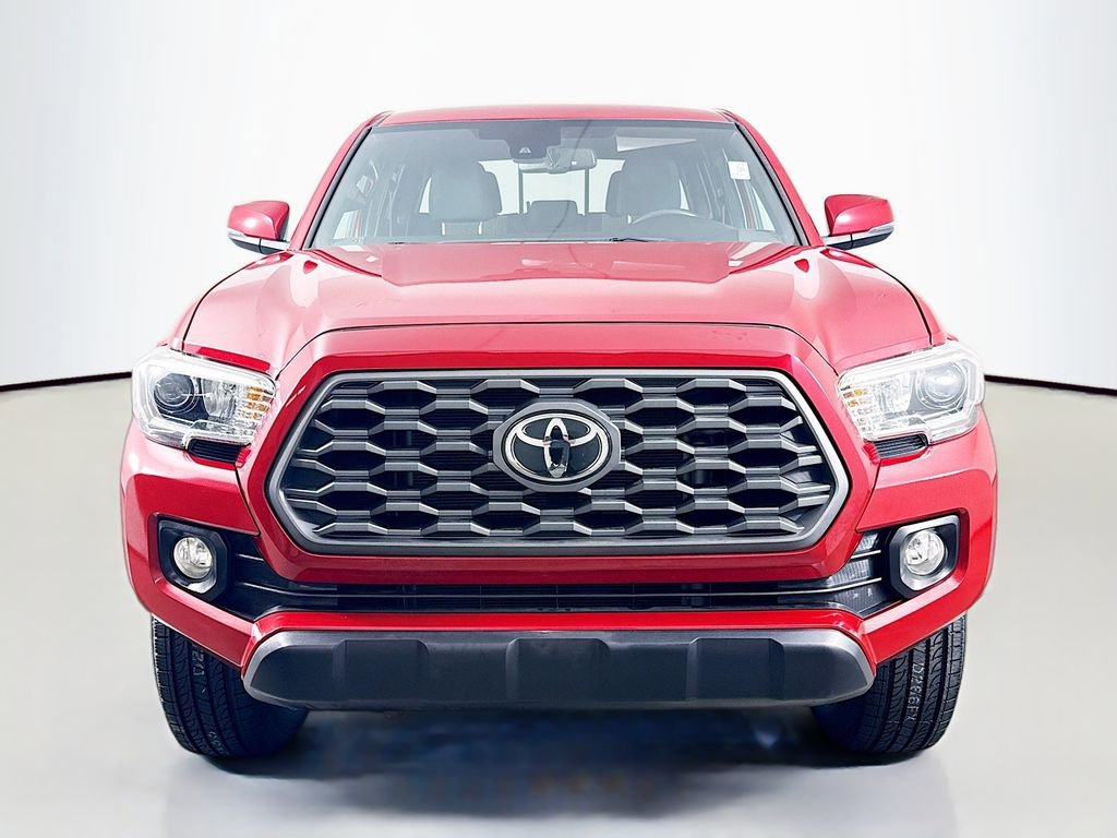 Used 2020 Toyota Tacoma TRD Off-Road image 2