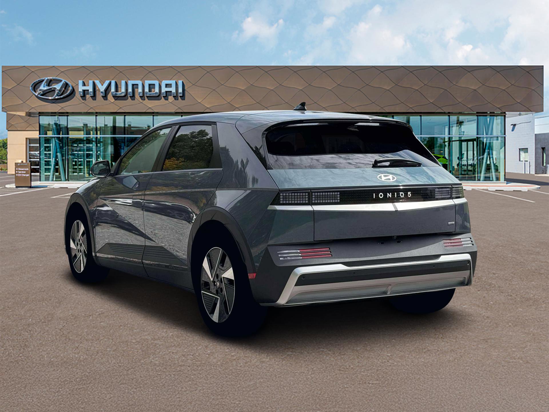 New 2025 Hyundai Ioniq 5 SE image 5