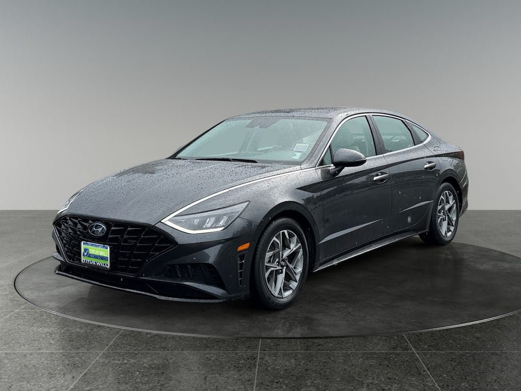 Used 2020 Hyundai Sonata SEL w/ Premium + Sunroof Package FWD image 3