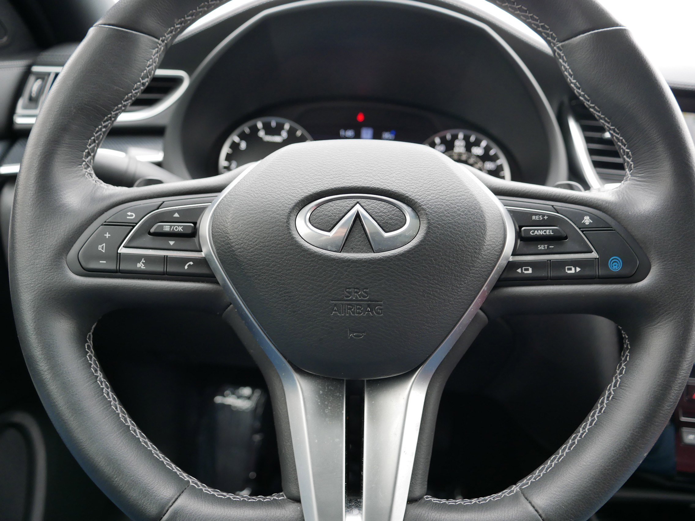 Certified 2025 INFINITI QX50 Sport image 25