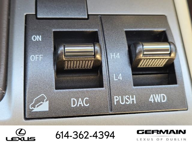 Used 2017 Lexus GX 460 image 19