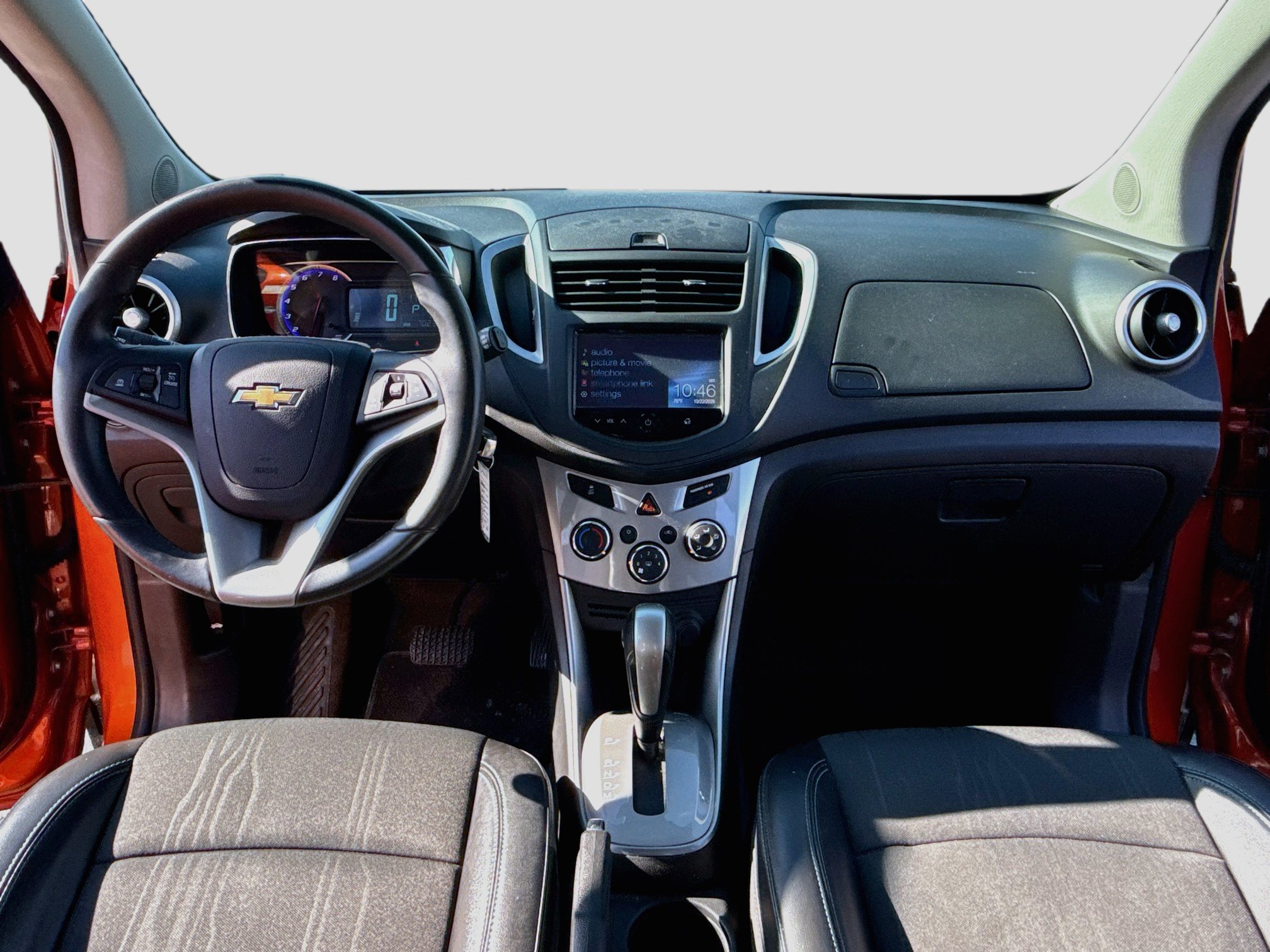 Used 2015 Chevrolet Trax LT w/ LT Plus Package AWD/4WD image 14