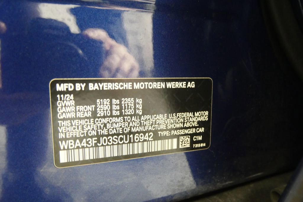 Certified 2025 BMW 530i image 31