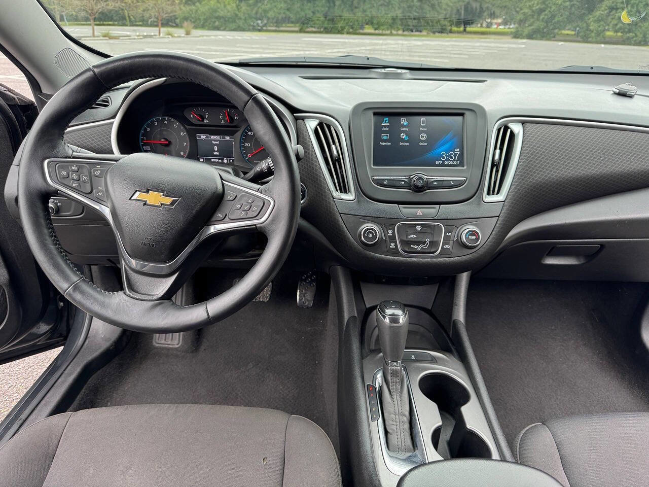Used 2018 Chevrolet Malibu LS image 16