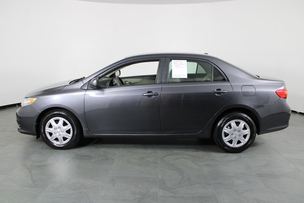 Used 2010 Toyota Corolla LE FWD image 10