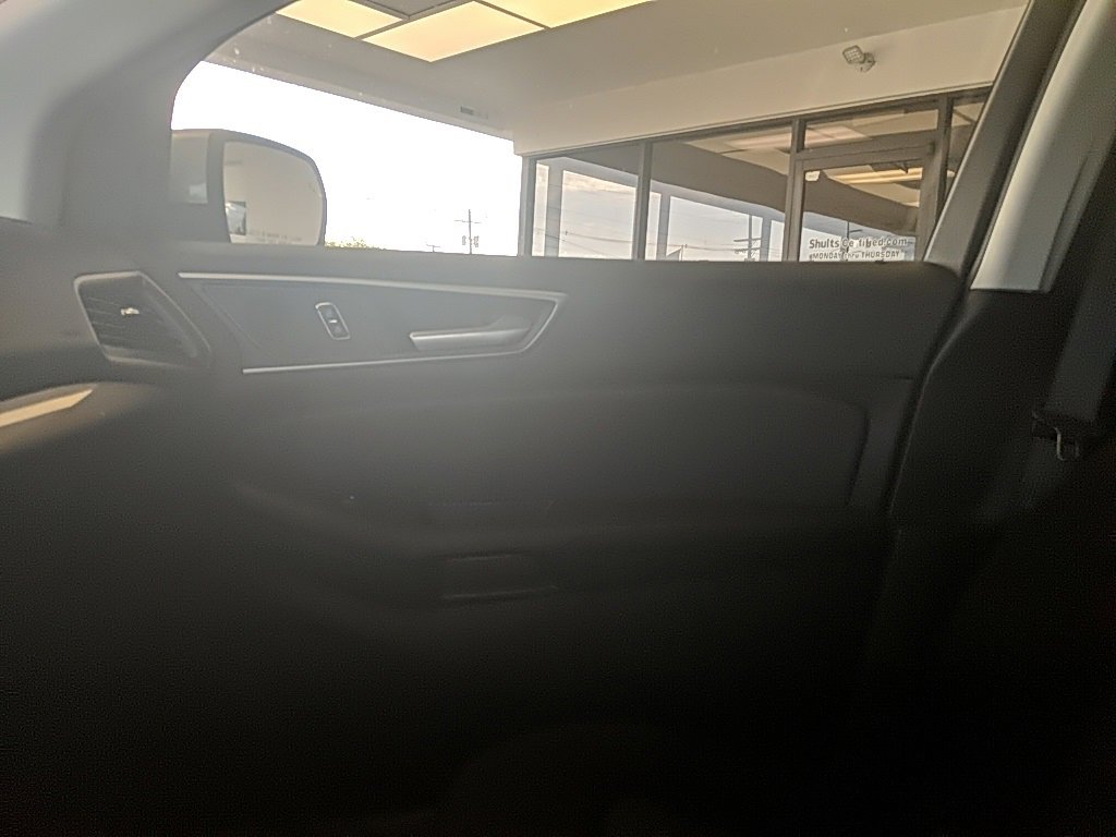 Certified 2023 Ford Edge SEL image 18