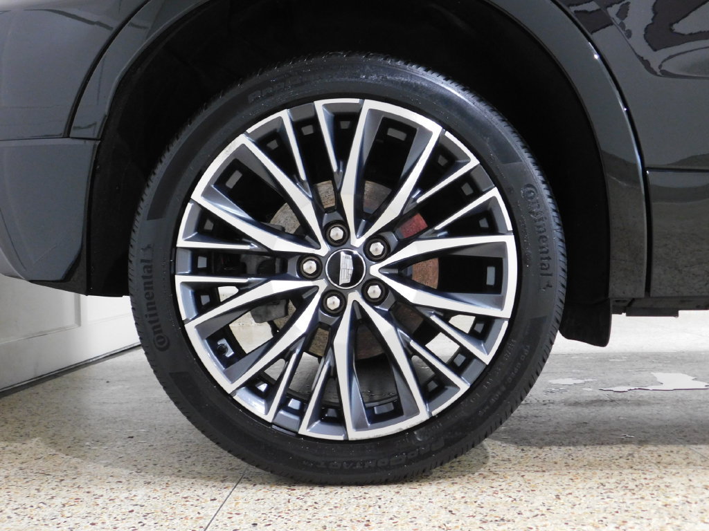 Used 2025 Cadillac XT4 Sport w/ LPO, Floor Liner Package AWD/4WD image 71