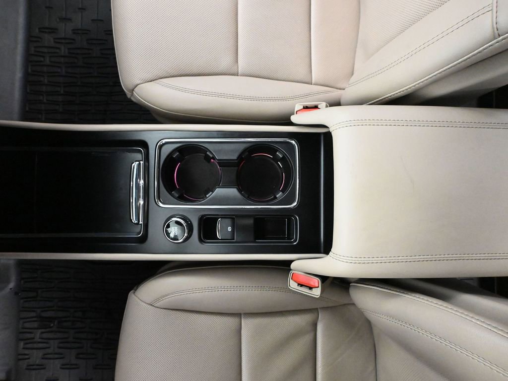 Used 2024 Lincoln Corsair Reserve w/ Towing Package image 34