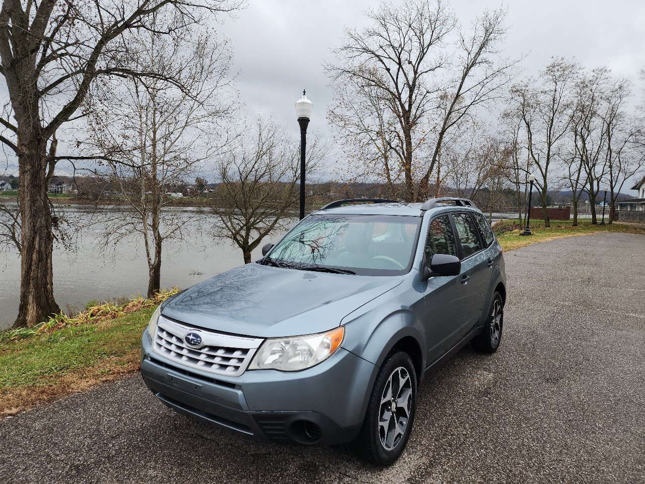 Used 2011 Subaru Forester 2.5X w/ Alloy Wheel Value Pkg image 1