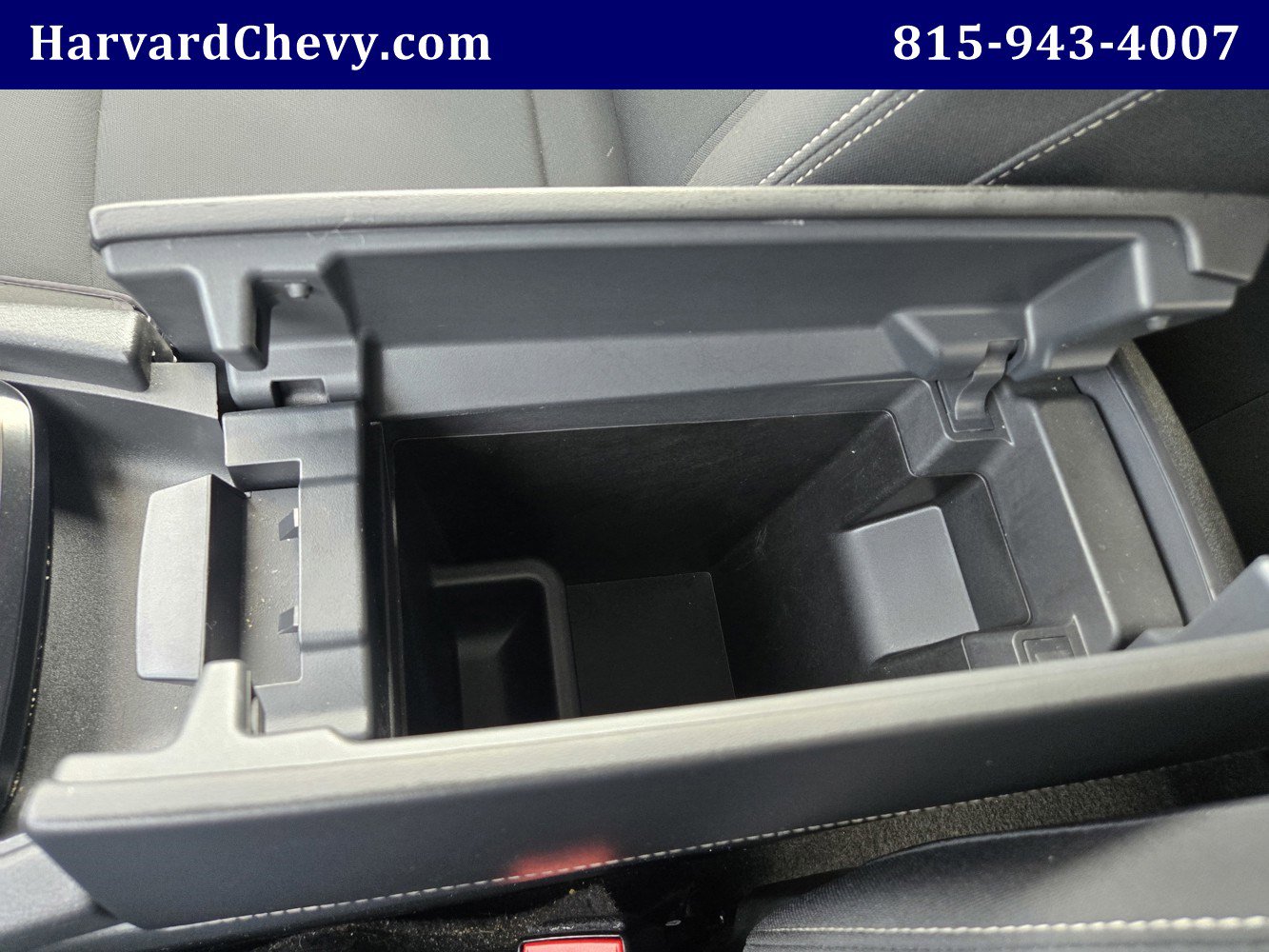 Used 2024 Nissan Rogue S AWD/4WD image 11