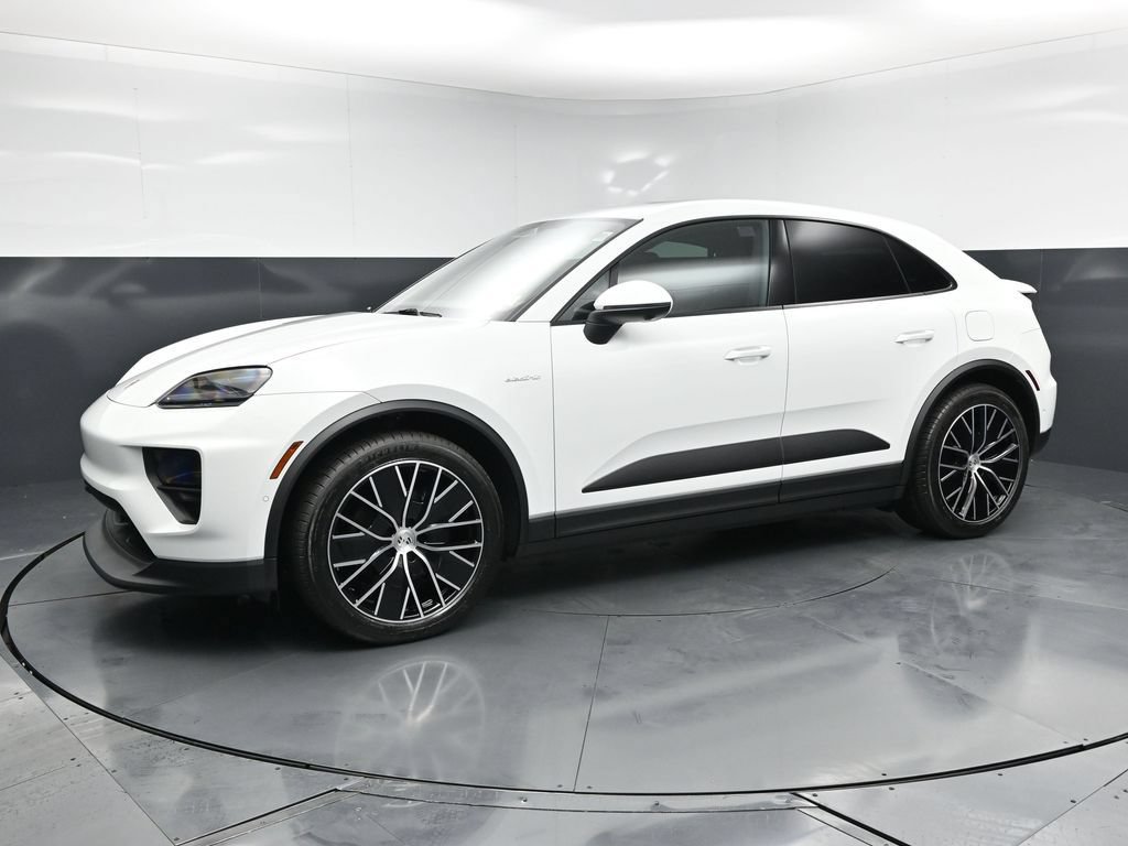 New 2026 Porsche Macan 4 Electric