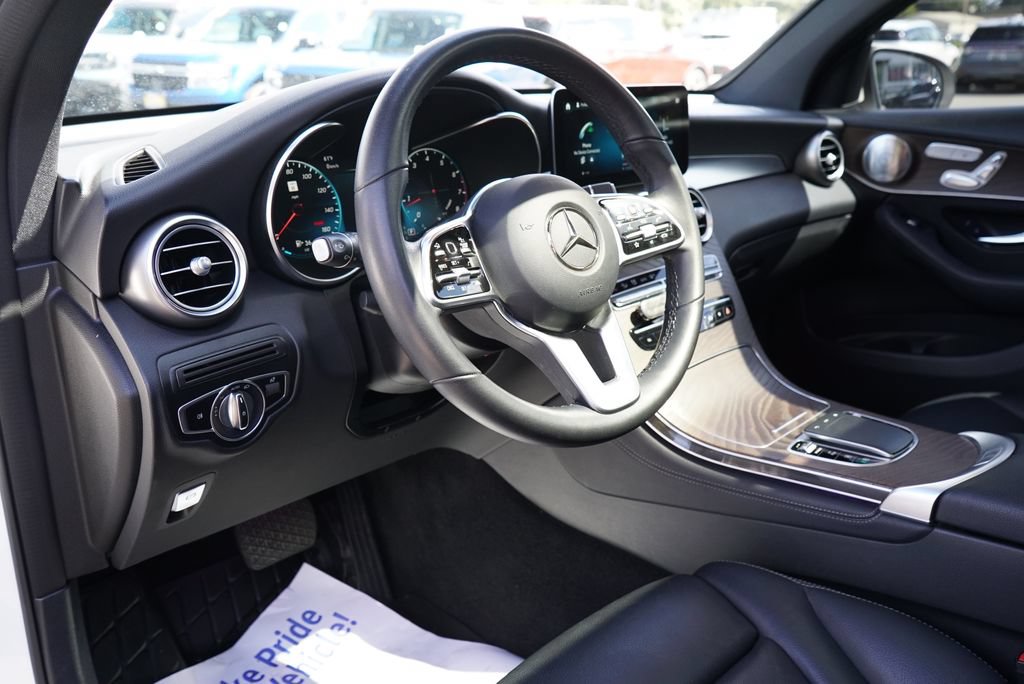 Used 2020 Mercedes-Benz GLC 300 4MATIC Coupe image 19