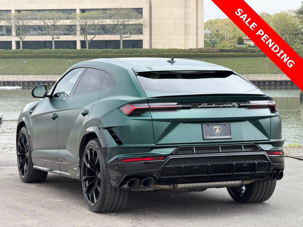 Used 2024 Lamborghini Urus S AWD/4WD image 3