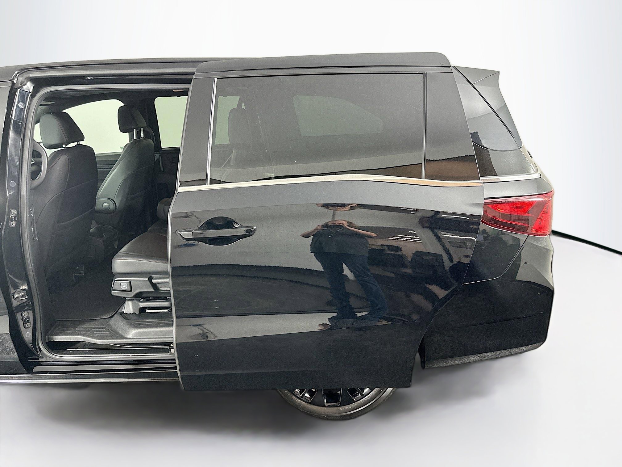 Used 2025 Honda Odyssey Sport-L image 25