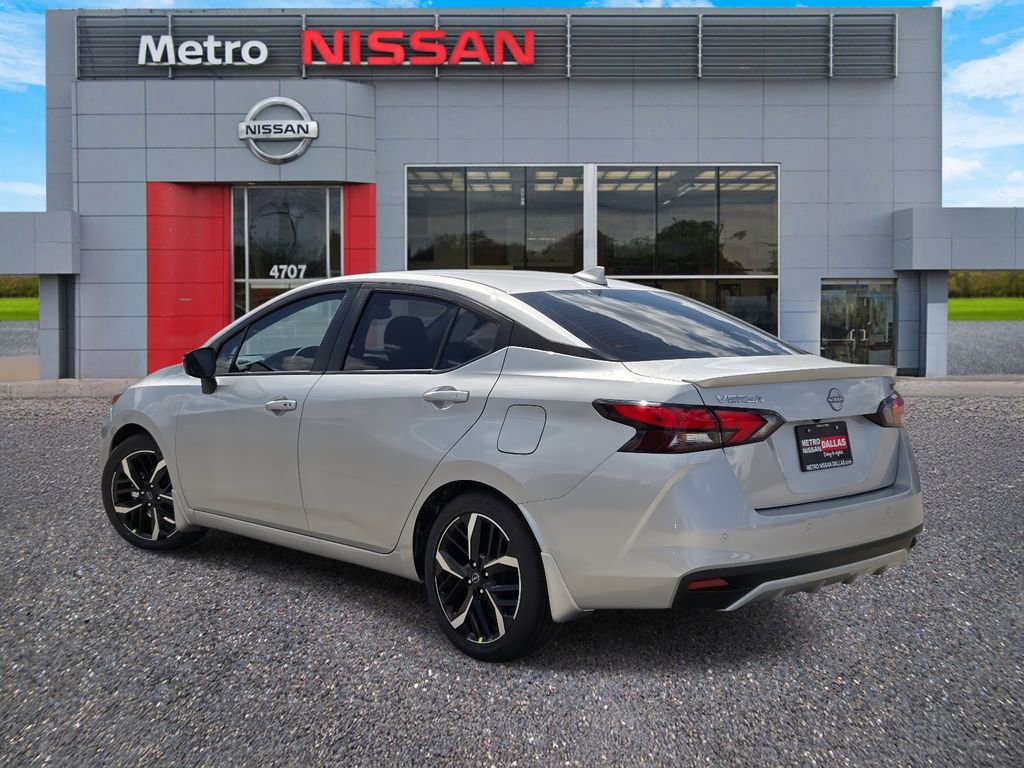 New 2025 Nissan Versa SR w/ Trunk Package image 4