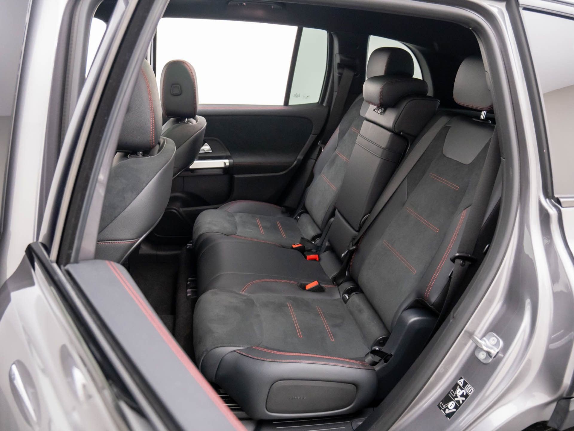 Certified 2023 Mercedes-Benz EQB 300 4MATIC image 17