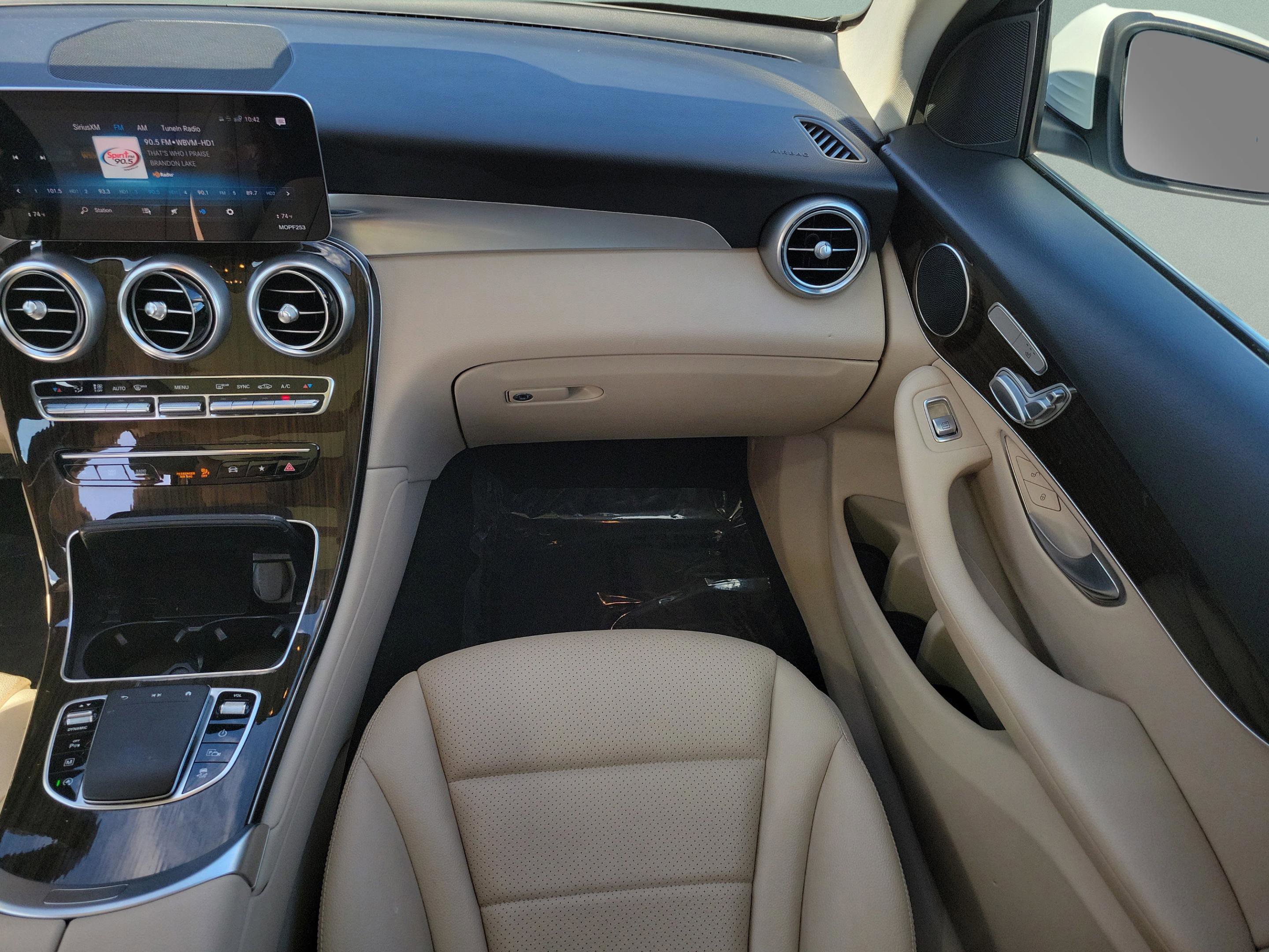 Certified 2022 Mercedes-Benz GLC 300 image 14