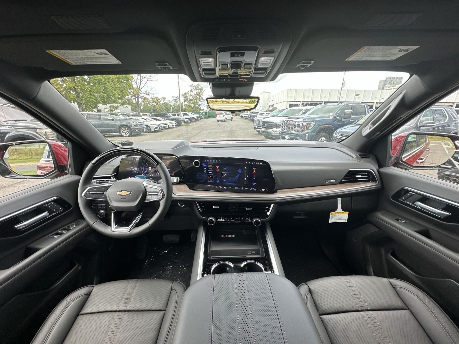 New 2026 Chevrolet Suburban High Country AWD/4WD image 23
