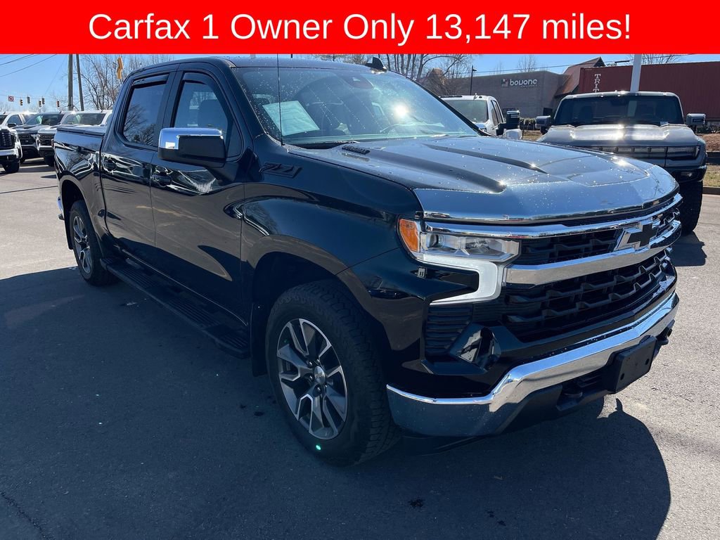 Used 2024 Chevrolet Silverado 1500 LT w/ Z71 Off-Road Package image 7