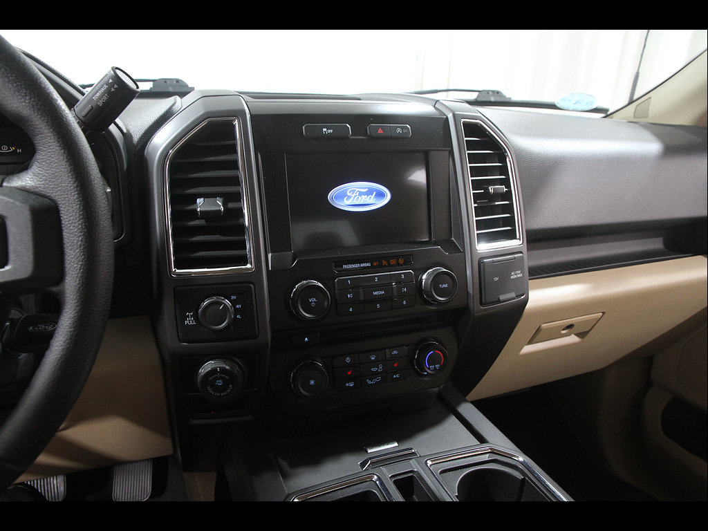 Used 2016 Ford F150 XLT w/ Equipment Group 302A Luxury AWD/4WD image 10