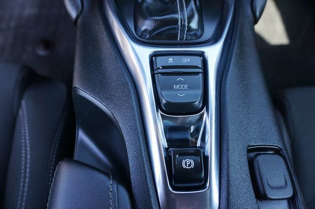 Used 2023 Chevrolet Camaro LT RWD image 18