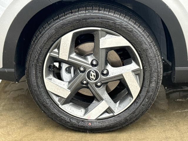 New 2026 Hyundai Venue SEL FWD image 6