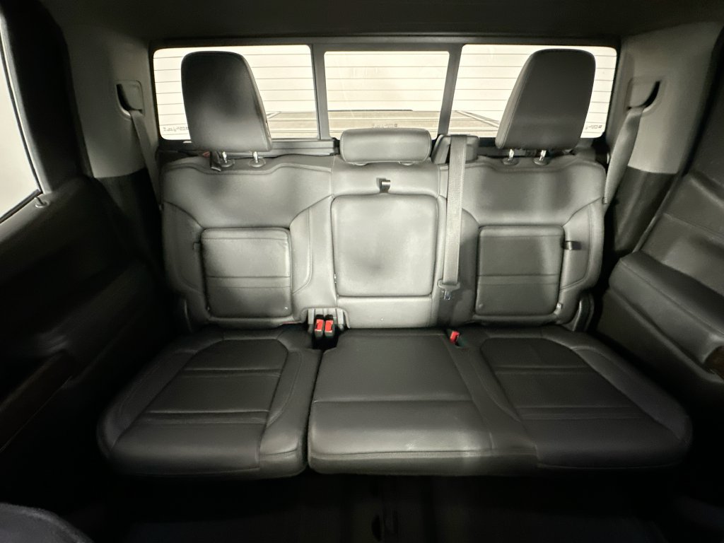 Used 2021 GMC Sierra 1500 Denali w/ Denali Premium Package AWD/4WD image 12