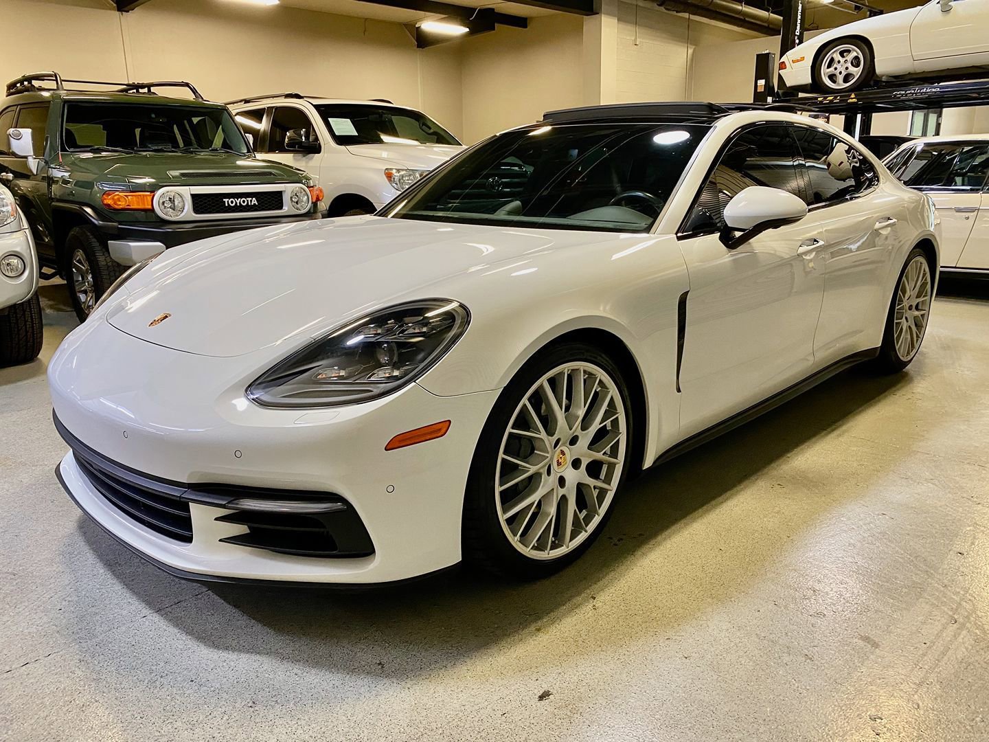 Used 2017 Porsche Panamera 4S AWD/4WD image 2