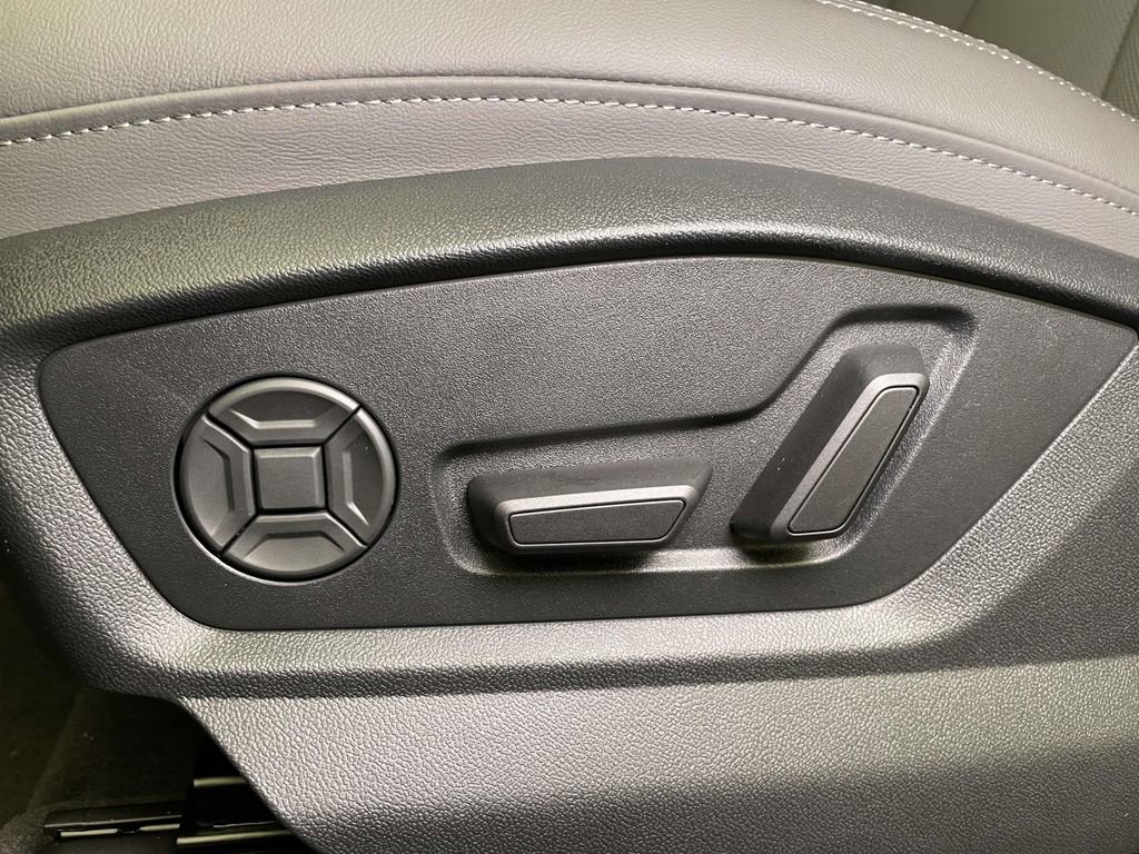 New 2026 Audi Q7 3.0T Premium Plus image 17