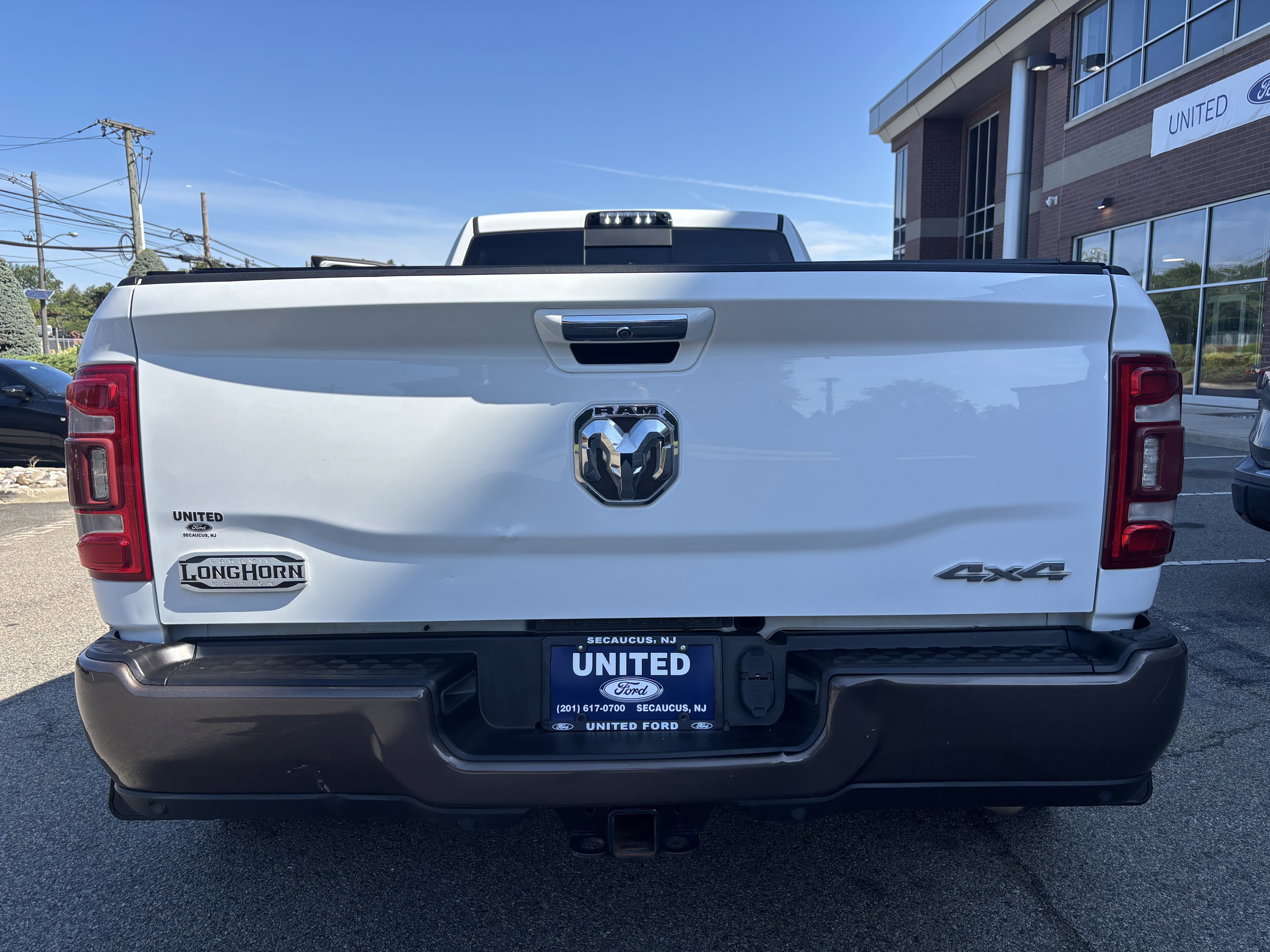 Used 2020 RAM 3500 Limited image 13