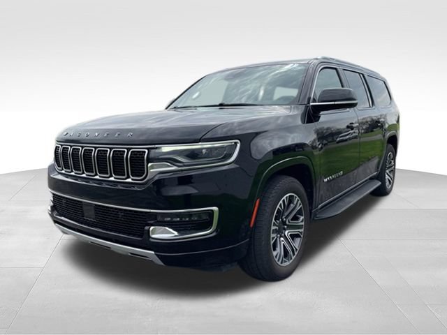 Used 2023 Jeep Wagoneer L Series II AWD/4WD image 6