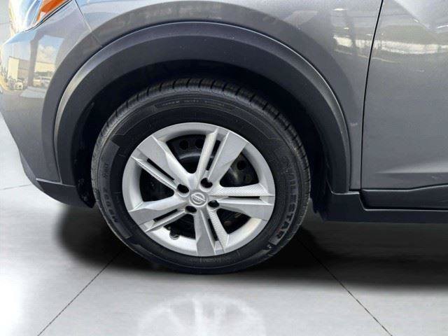 Used 2020 Nissan Kicks S FWD image 53