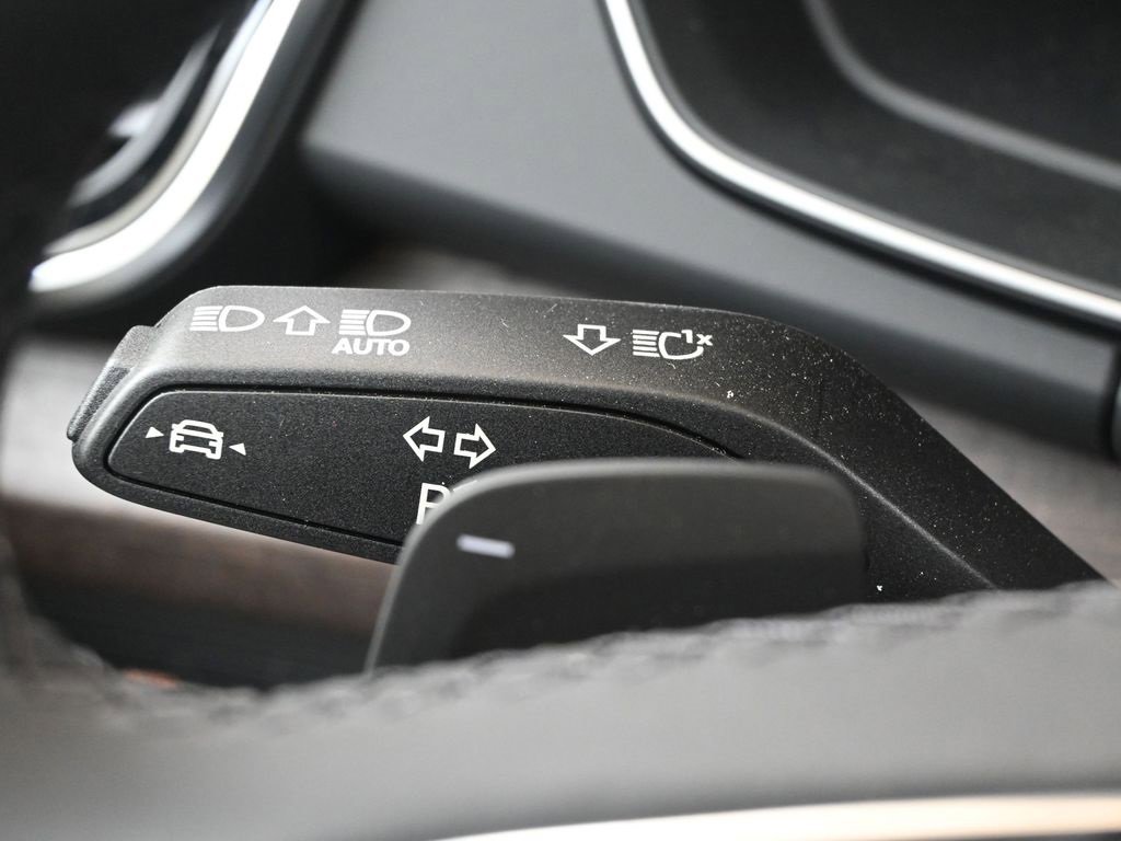 Certified 2025 Audi Q5 2.0T Premium Plus w/ Premium Plus Package image 29